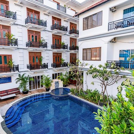 Rithy Rin Angkor Hotel Сиемрип Экстерьер фото