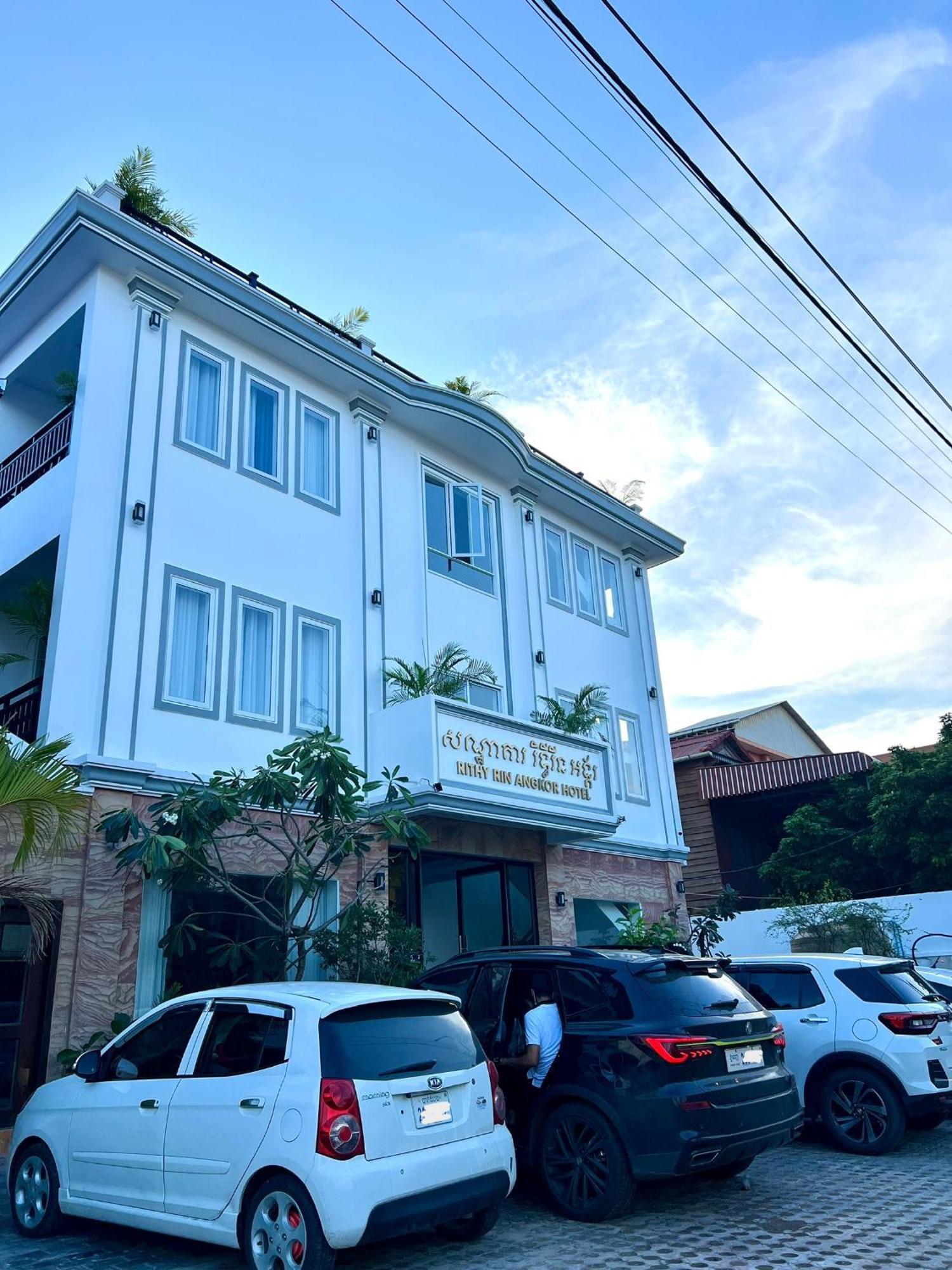 Rithy Rin Angkor Hotel Сиемрип Экстерьер фото